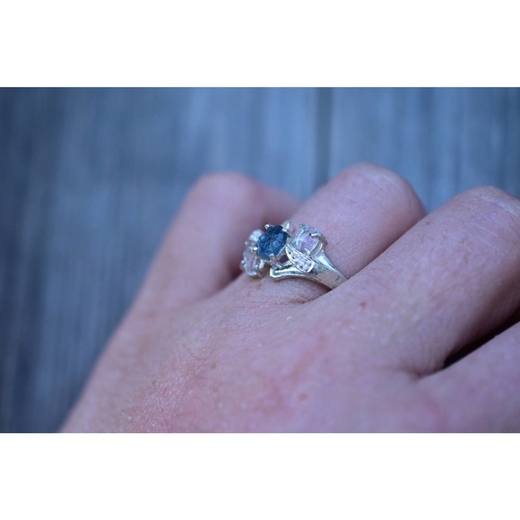 Raw Diamond Ring Engagement Rustic dainty unique alternative simple boho - Picture 3 of 4